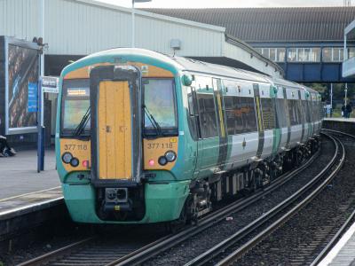 377118 at Clapham Junction. &copy; llamafish