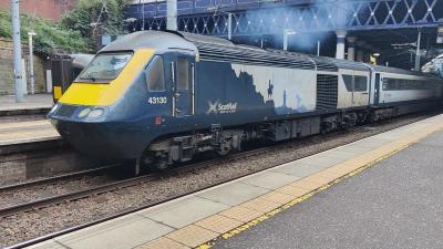 43130 at Glasgow Queen Street. &copy; Geoff