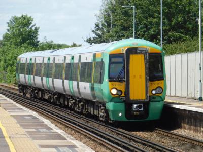 377207 at Emsworth. &copy; Trainman5862