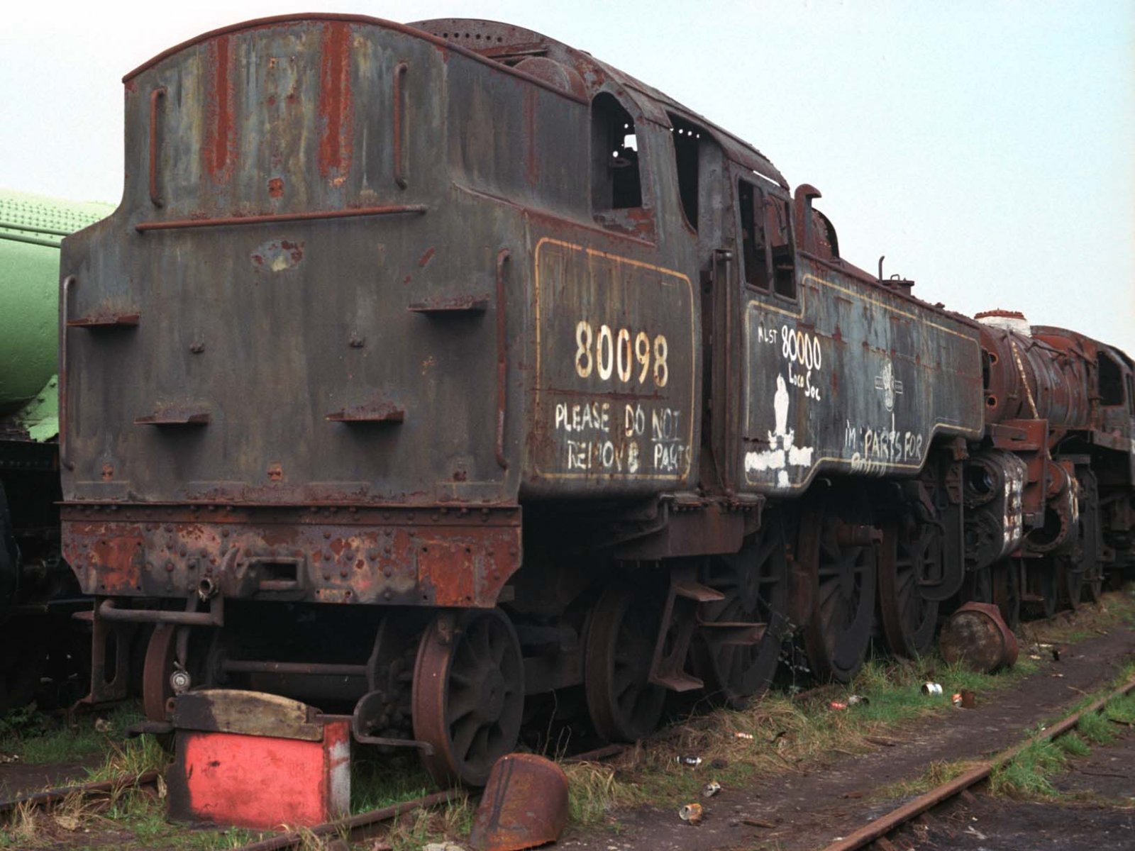 Photo of 80098 steam at Barry Scrapyard — trainlogger