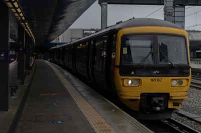 165107 at Reading. &copy; Harry Bennellick