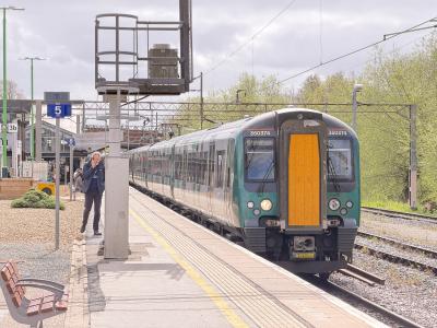 350374 at Northampton. &copy; Luivery
