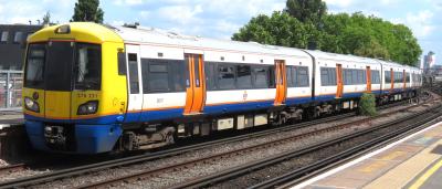 378231 at Clapham Junction. &copy; Geoff