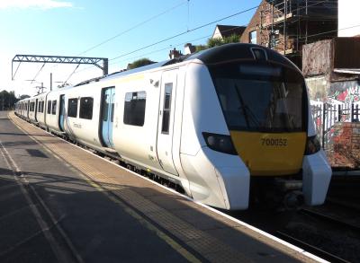 700052 at West Hampstead Thameslink. &copy; Geoff