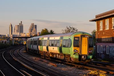 photo of 377602 at Clapham Junction