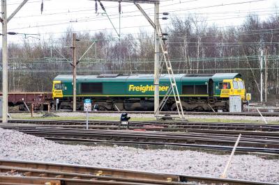 66524 at Crewe Basford Hall. &copy; Shotts