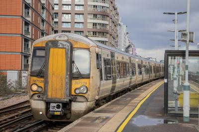 387128 at Battersea Park. &copy; Zain