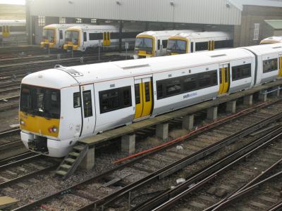 376006 at Slade Green T&RSMD. &copy; Byron5574