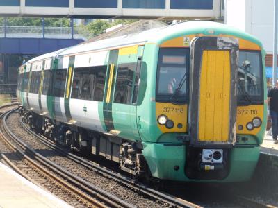 377118 at Fratton. &copy; Trainman5862