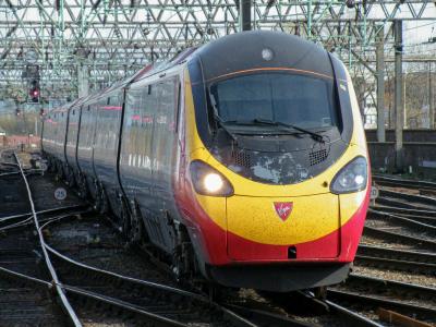 390046 at Manchester Piccadilly. &copy; llamafish