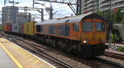 66752 at Stratford. &copy; Geoff