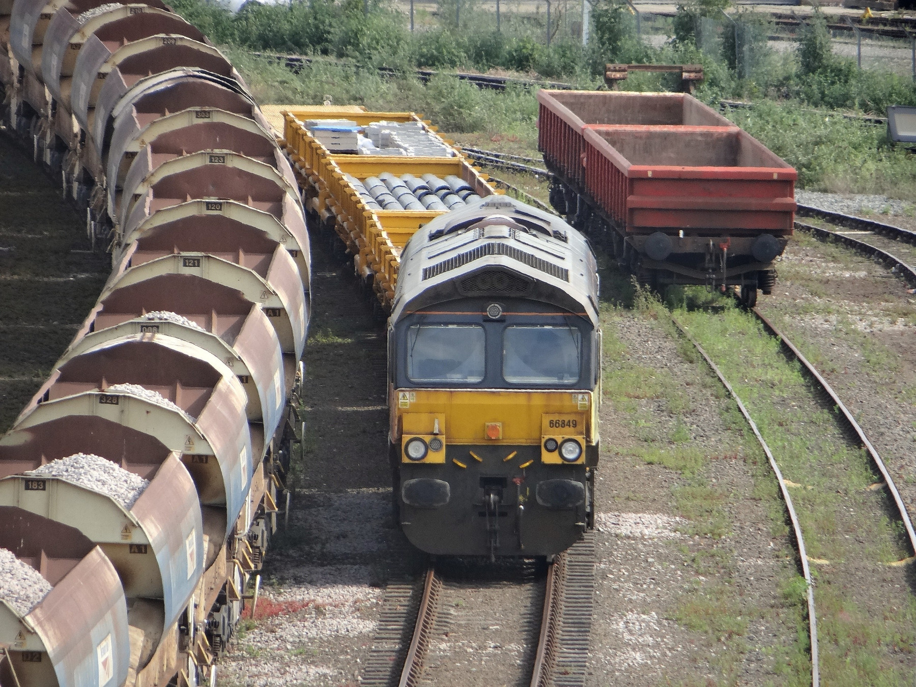 Photo of 66849 at Eastleigh East Yard — trainlogger