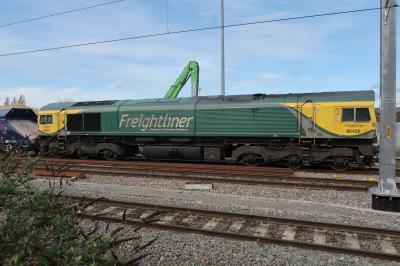 66420 at Acton Main Line. &copy; Davejones12