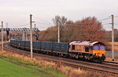 66013 at Winwick. &copy; stevexos