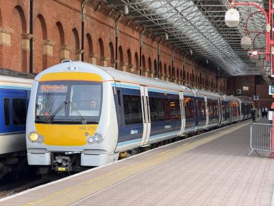 168219 at London Marylebone. &copy; Luivery