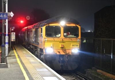 66768 at Dartford. &copy; MJM