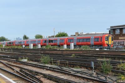 387226 at Clapham Junction. &copy; llamafish