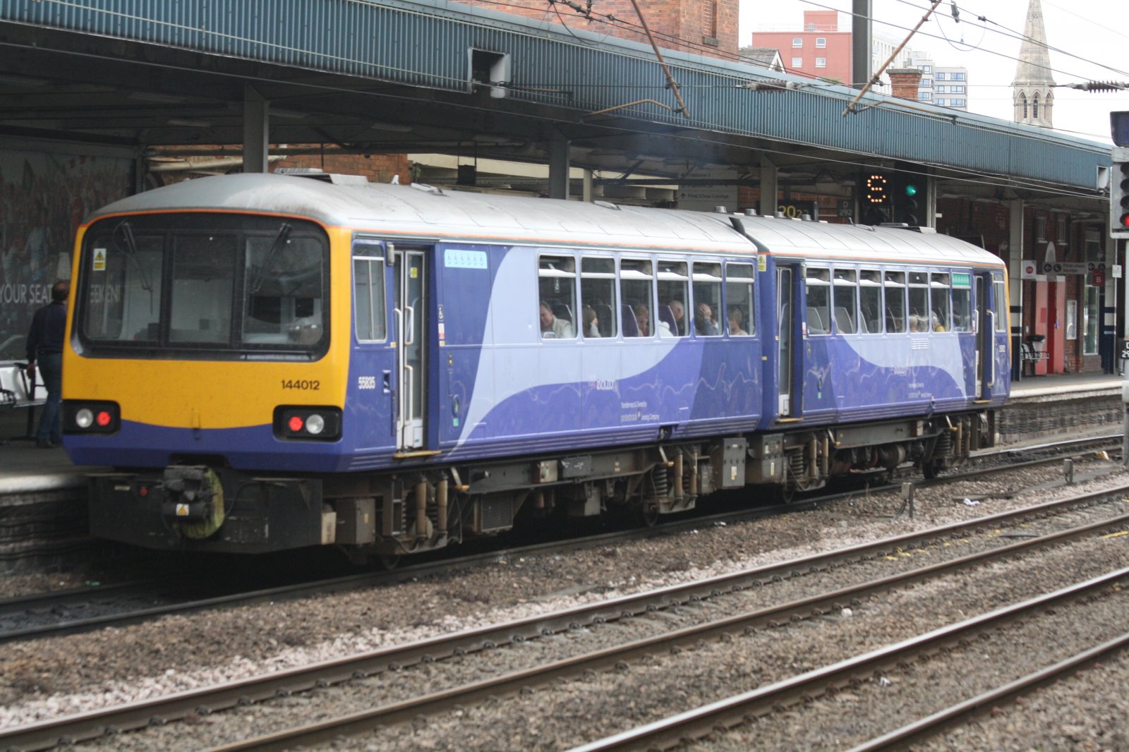 Photo of 144012 at Doncaster — trainlogger