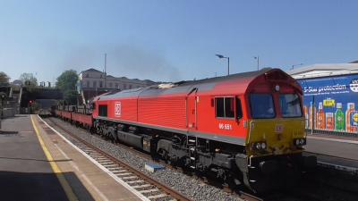66651 at Lawrence Hill. &copy; JM-Freightliner