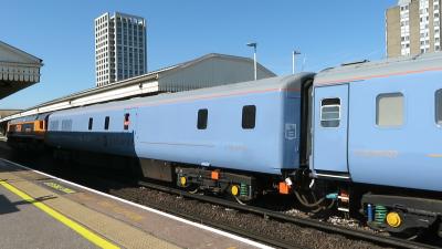 99101 coach at Clapham Junction. &copy; Geoff