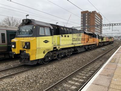 70801 at Swindon. &copy; Pistolpete008