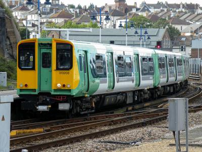 313208 at Brighton. &copy; llamafish