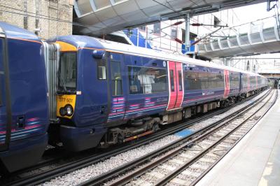 377501 at Farringdon. &copy; linuxyeti