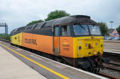 47727 at Didcot. &copy; trainlogger