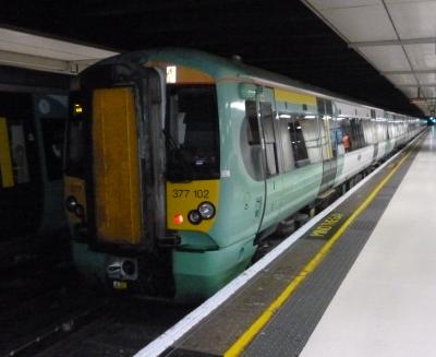 377102 at London Victoria. &copy; BigKev