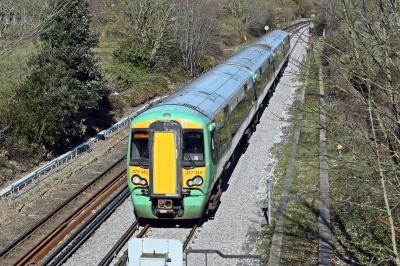 377445 at Bedhampton. &copy; Bestieboy