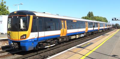 378136 at Clapham Junction. &copy; Geoff