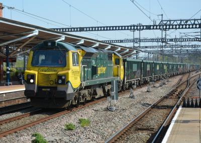 70009 at Rugby. &copy; AJax