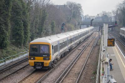 465011 at Wandsworth Road. &copy; Zain