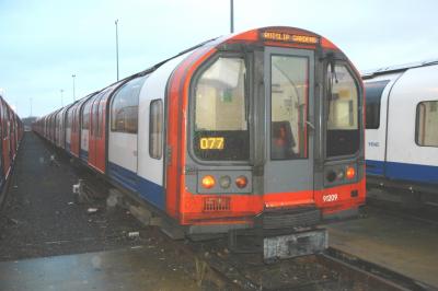 LU91209 at Ruislip LU Depot. &copy; Byron5574