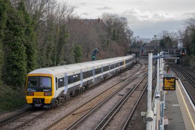 465023 at Wandsworth Road. &copy; Zain