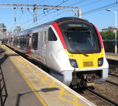 720579 at Bethnal Green. &copy; Geoff
