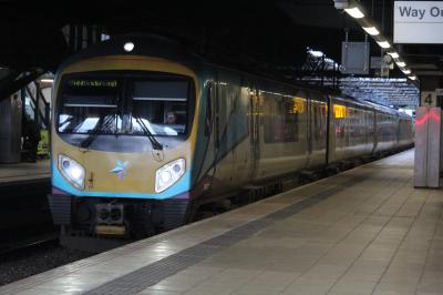 185123 at Manchester Victoria. &copy; ConnorsRailPhotography