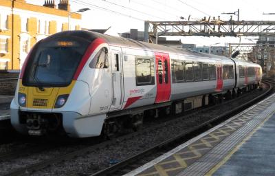 720573 at Bethnal Green. &copy; Geoff