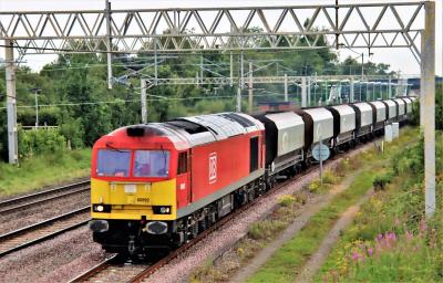 60092 at Acton Bridge (Cheshire). &copy; stevexos