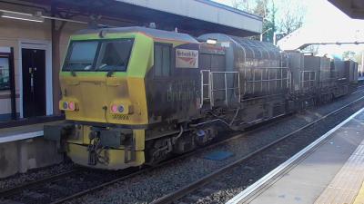 DR98914 at Warminster. &copy; JM-Freightliner
