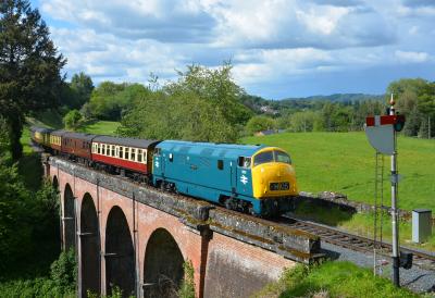 D821 at Severn Valley Railway - Oldbury Viaduct. &copy; AJax