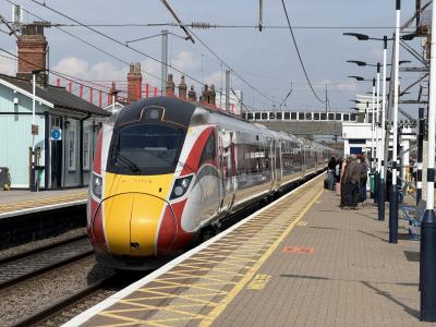 801218 at Newark North Gate. &copy; Luivery