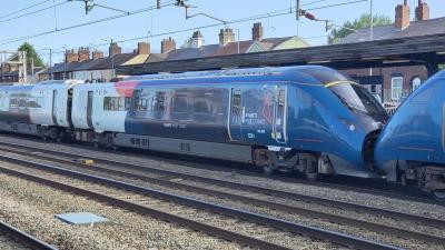805002 at Stafford. &copy; Geoff