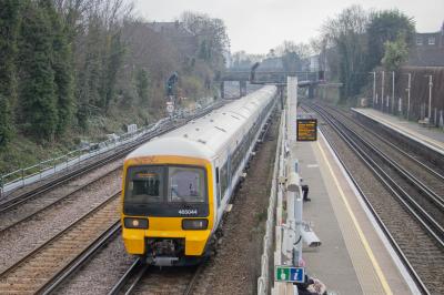 465044 at Wandsworth Road. &copy; Zain