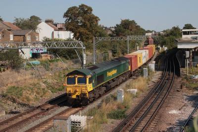 Willesden Junction photo
