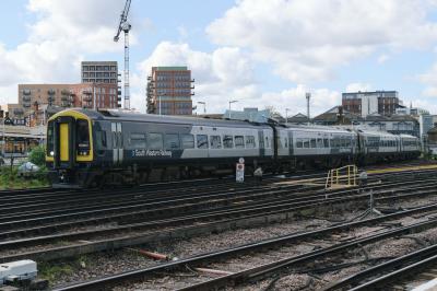 158890 at Clapham Junction. &copy; llamafish
