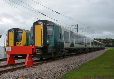 350254 at Long Marston. &copy; AJax