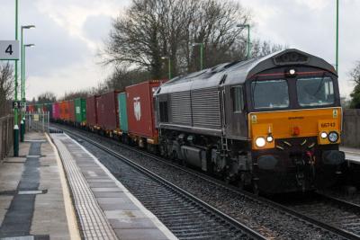 66743 at Tamworth. &copy; South Coast Trainspotter