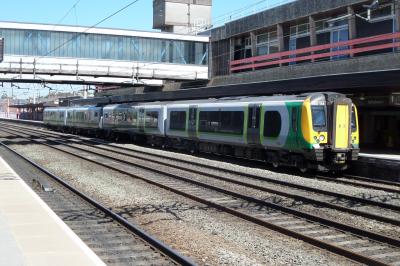 350114 at Stafford. &copy; JM-Freightliner
