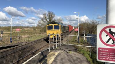 66514 at Kings Sutton. &copy; Luivery